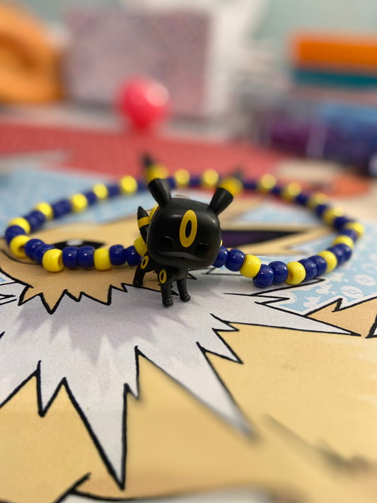 collar boneco umbreon